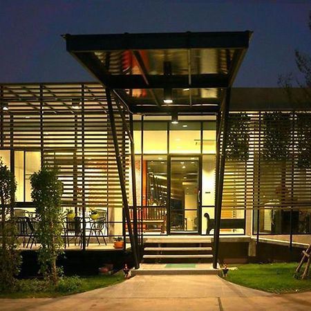 Mila Garden Hotel Roi Et Exterior photo