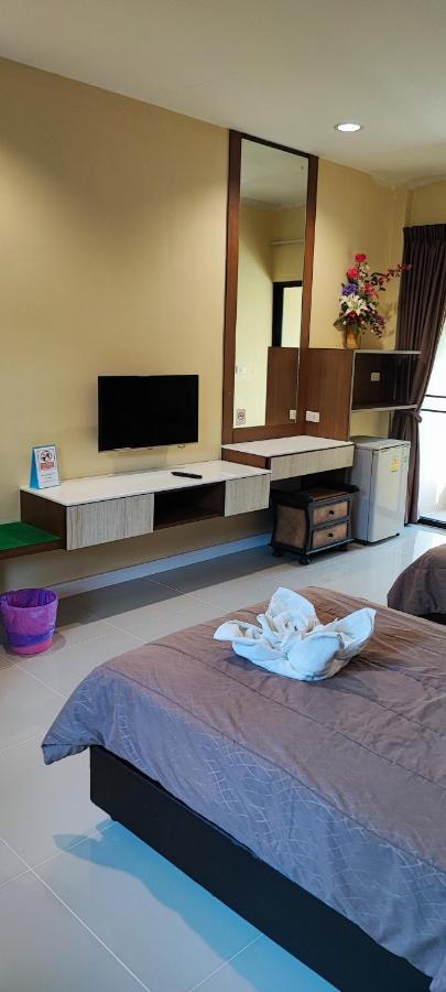 Mila Garden Hotel Roi Et Exterior photo