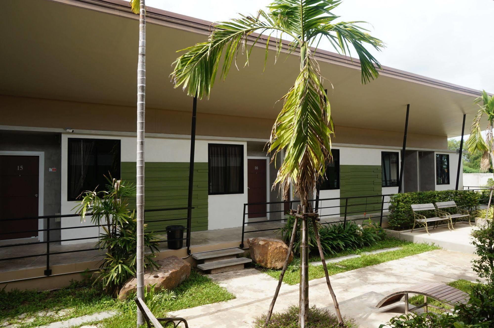 Mila Garden Hotel Roi Et Exterior photo