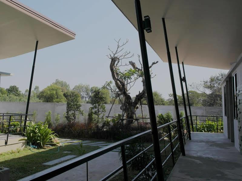 Mila Garden Hotel Roi Et Exterior photo