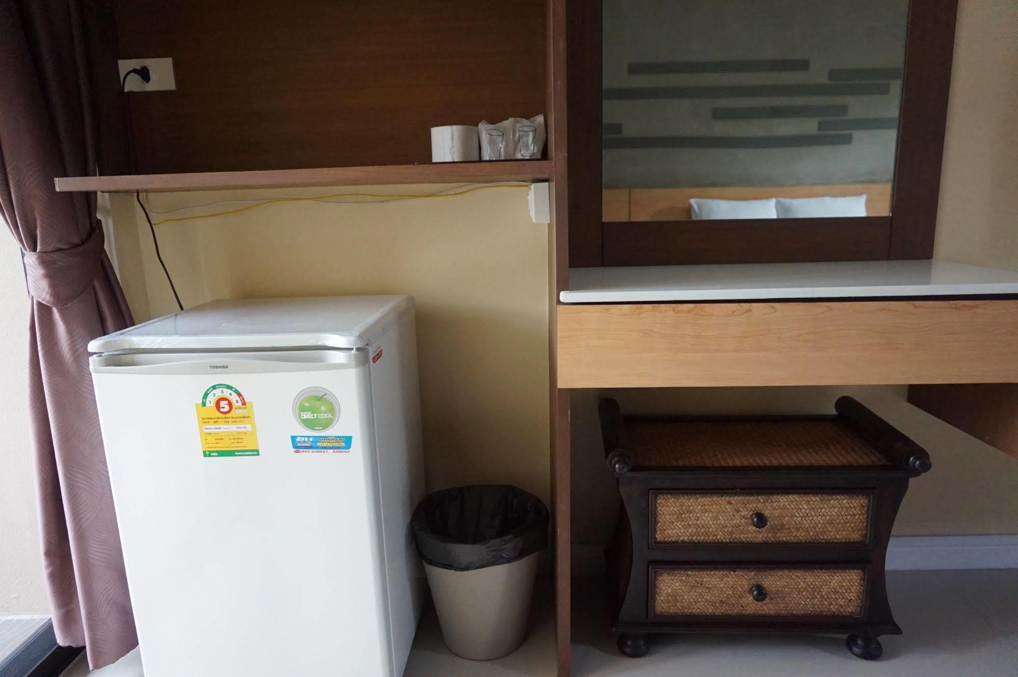Mila Garden Hotel Roi Et Exterior photo